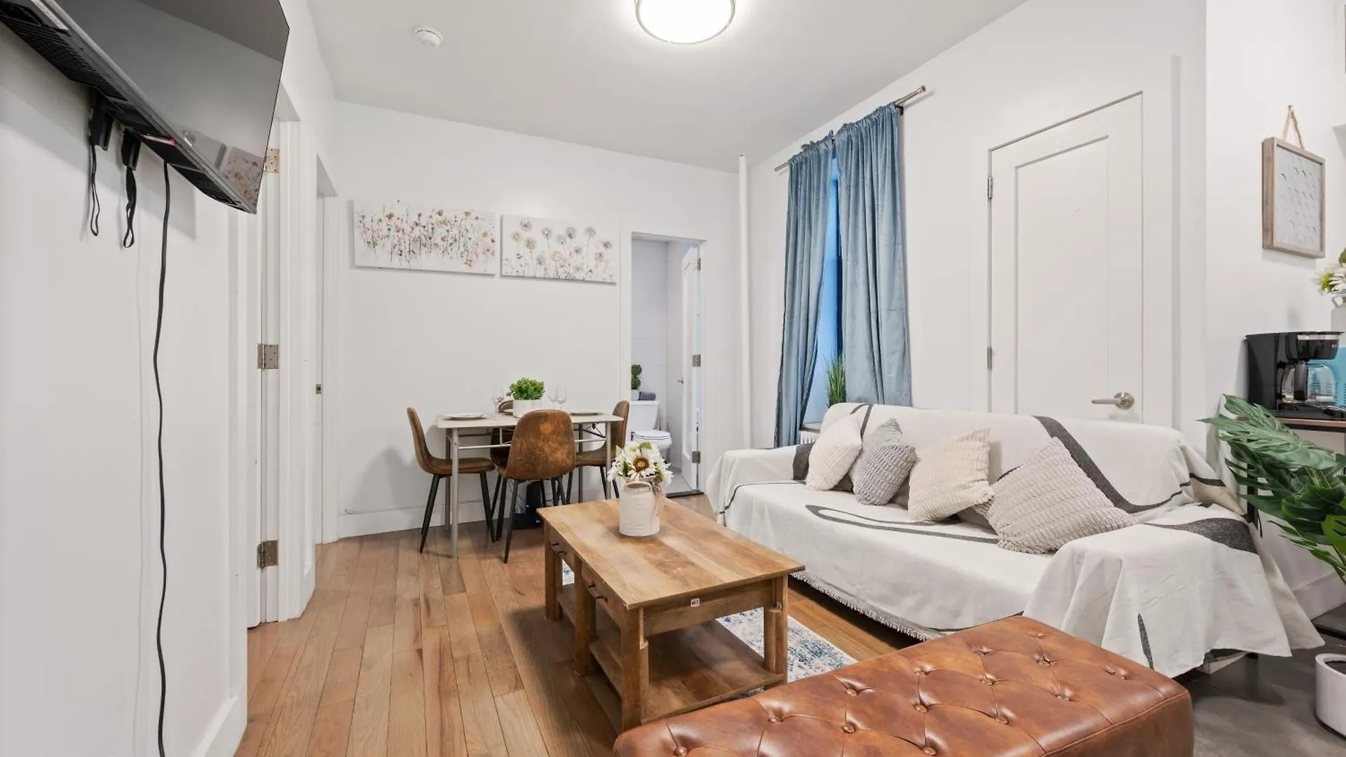 Bohemian Chinatown 3 Bedrooms New York Apartment